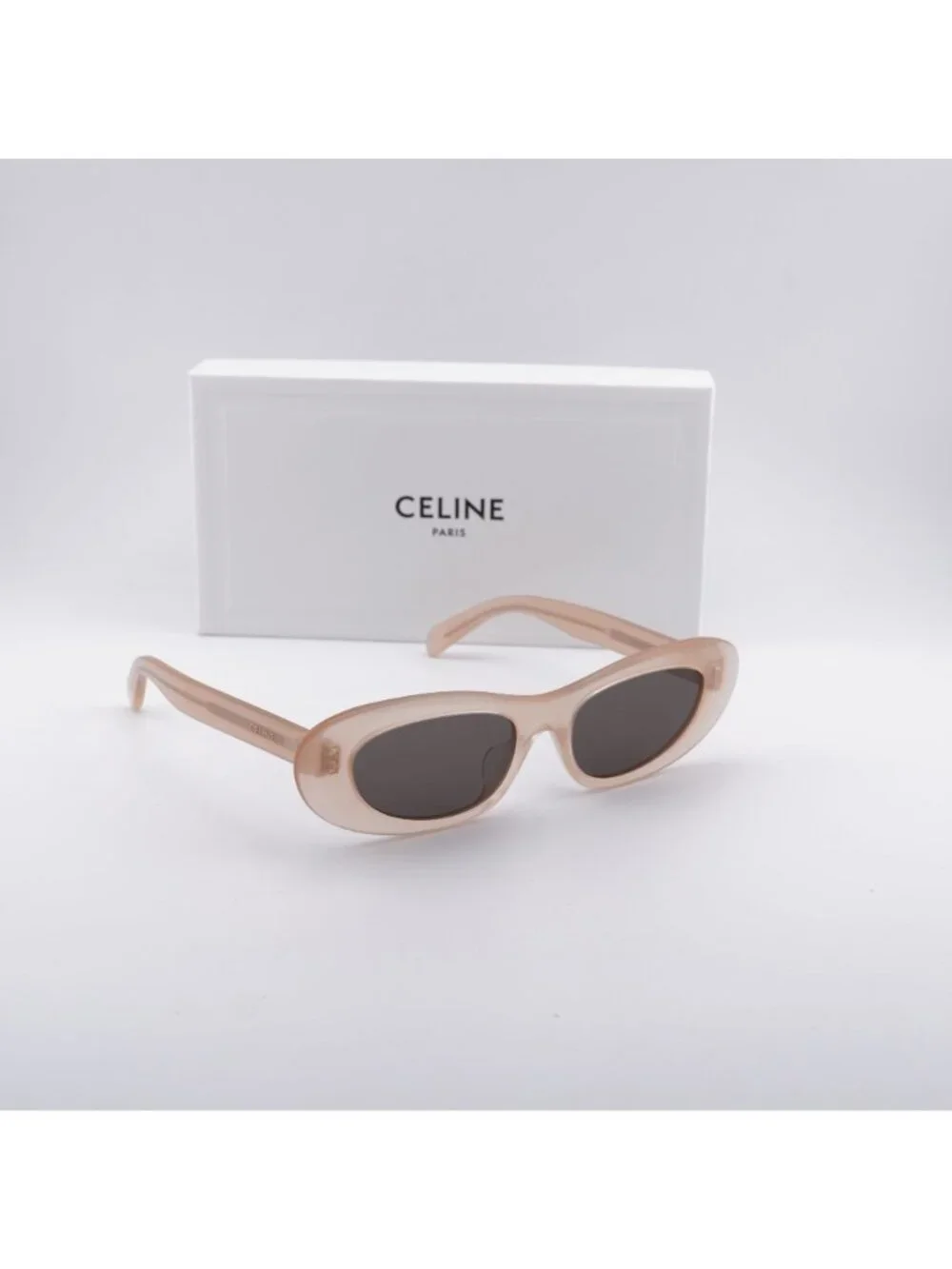 Celine model cl40310u